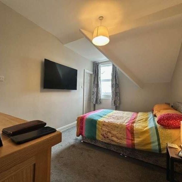 Feversham Crescent, Room Seven, YO31 - Photo 1