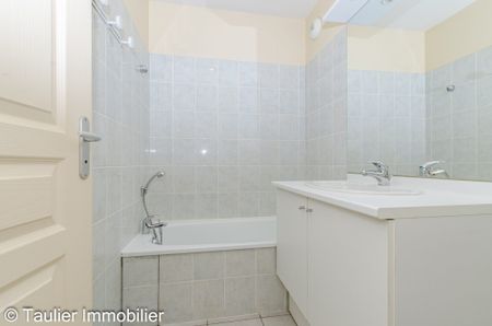Location Appartement 2 pièces 46m² ST MARCELLIN 38160 - Photo 4