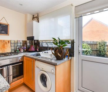 1 bedroom end of terrace house to rent - Photo 4