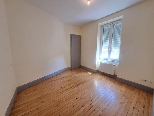 : Appartement 74.15 m² à CHAZELLES SUR LYON - Photo 1