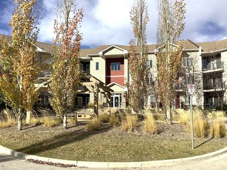 1327 - 1540 Sherwood Blvd NW, Calgary - Photo 2