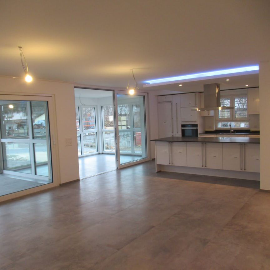 4.5 Zimmer, 117 m², 2. Stock - Photo 1