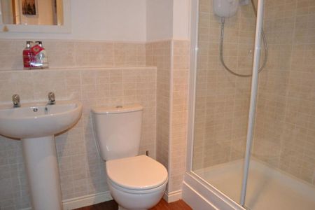 2 bedroom apartment to rent - Photo 5