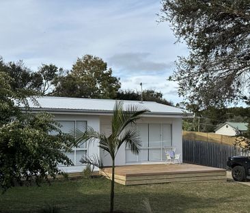 PRACTICAL LIVING. - Photo 3