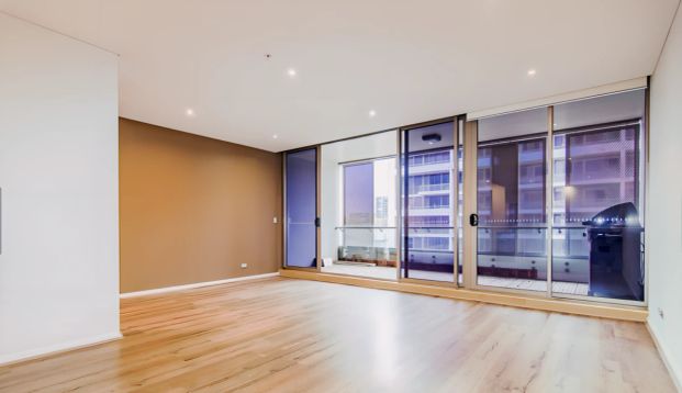 12 Victoria Park Pde, Sydney - Photo 1