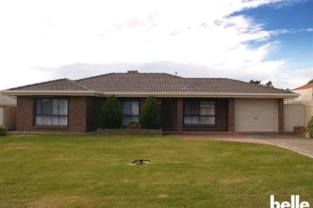 Charming 3-Bedroom Home on a Generous 552 m² Block – Ideal for Comfortable Family Living - Photo 5