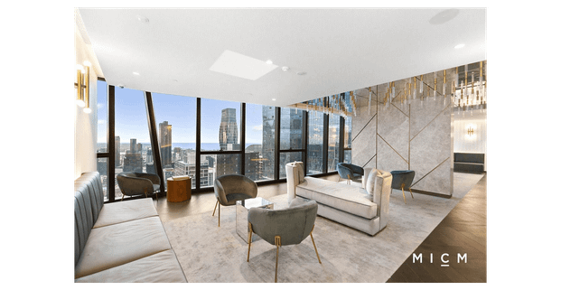 UNFURNISHED LUXURY TWO BEDROOM APARTMENT WITH STORAGE CAGE LOCATED IN ASPIRE - MELBOURNE CBD !!! - Photo 1