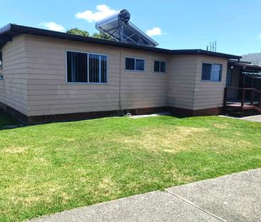 2-Bedroom Residence with Garage in Prime Teralba Location - Photo 3