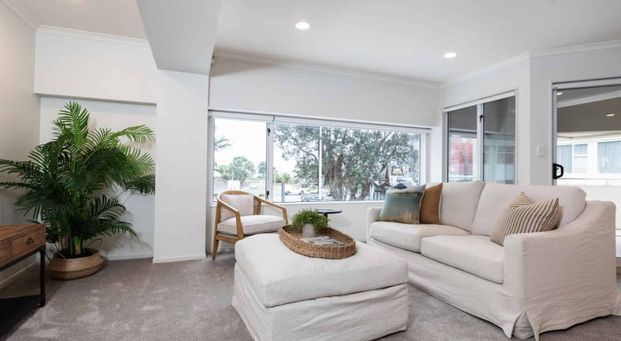 Central New Plymouth Apartment - Photo 1