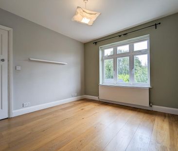 4 bedroom semi-detached house to rent - Photo 5