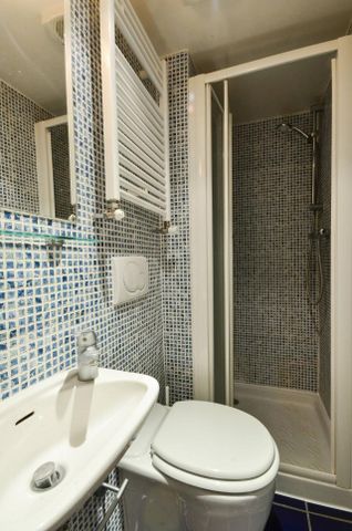 BILLS INCLUDED - A modern studio apartment to rent in West Kensington, London W14 - Photo 4