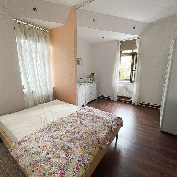 Wohnen mit Traumaussicht – 3-Raum-Wohnung auf dem Zeller Berg - Photo 1