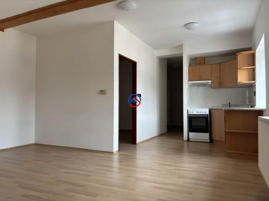 Pronájem cihlového bytu 2+KK v centru města Šumperka - Photo 1