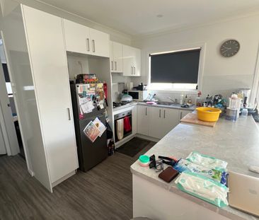 Modern North Dubbo Unit - Photo 5