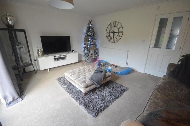 3 bedroom terraced house to rent - Photo 1