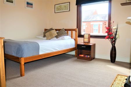 Room in a Shared House, St. Margaret Road, CV1 - Photo 2