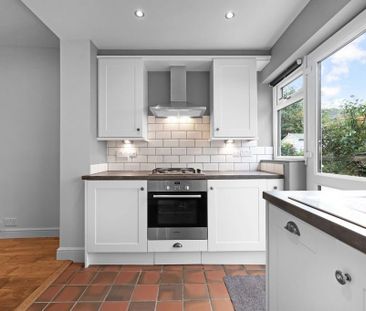 4 bedroom terraced house to rent - Photo 5