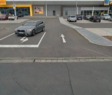 Modernisierte 2-Zimmer Wohnung AUCH NUTZBAR FÜR PRAXIS ODER BÜROS - Photo 1