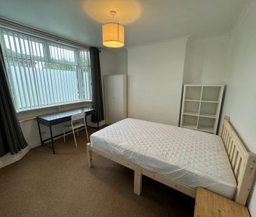 Lady Road, Burton Stone Lane - P10823 - Photo 6