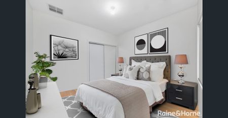 Beautiful 3-Bedroom Unit in Dandenong! - Photo 2