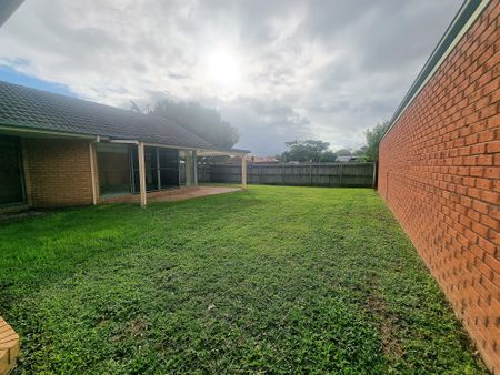 9/25 Tristan Court, Benowa QLD 4217 - Photo 4