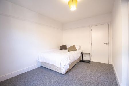 Bournemouth Alma Road Charminster, BH9, Dorset - Photo 3