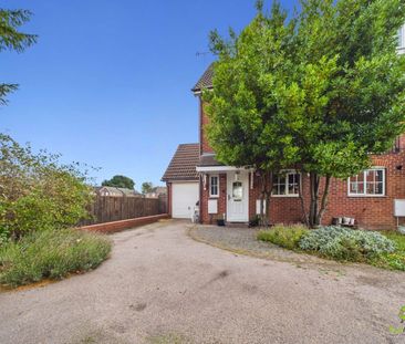 4 Bedroom - Photo 4