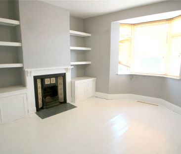 Greville Street, - Photo 2