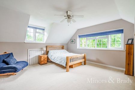 5 bedroom detached house to rent - Photo 5