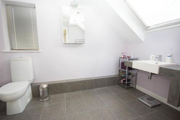 4 bedroom house to rent - Photo 1