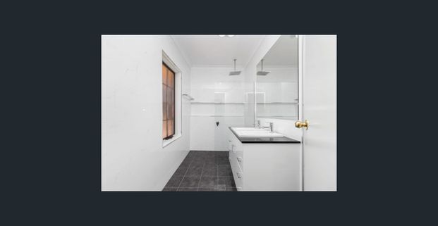 Charming 3 Bedroom Home in Gated Community - Photo 1