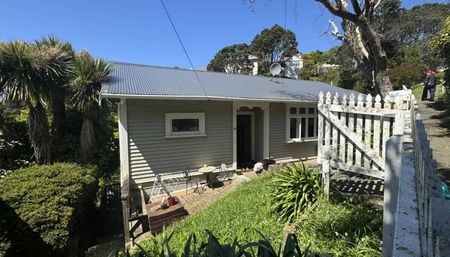 SPACIOUS CHARACTER HOME: - Photo 5