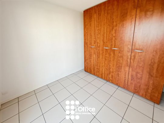 Location Appartement 3 pièces 45m² LES SABLES D OLONNE 85100 - Photo 1