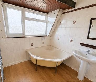 84 Somerset Road - Photo 5