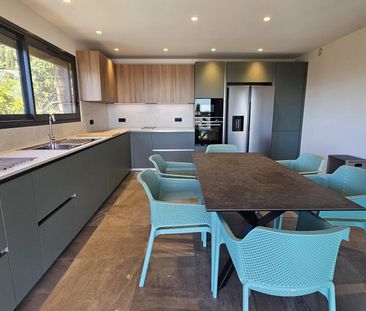 Location Maison 5 pièces 209m² LA COLLE SUR LOUP 06480 - Photo 3