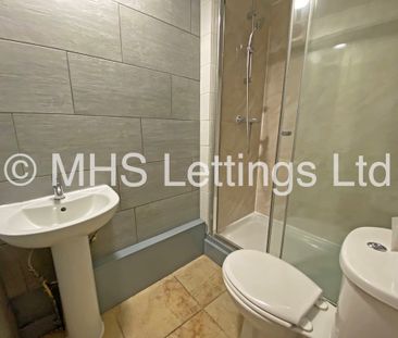 Lower Flat, 133 Hyde Park Road, Leeds, LS6 1AJ - Photo 5