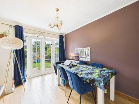 3 bedroom terraced house to rent - Photo 5