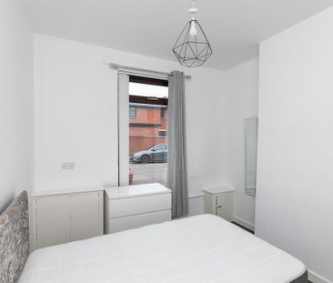 204 Donegall Avenue, BT12, Belfast - Photo 5