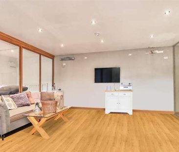 Newmarket Road, Cambridge, CB5 - Photo 2