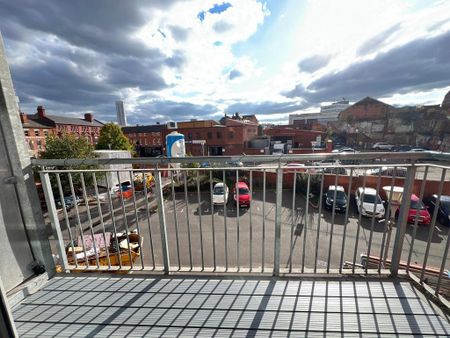 2 bedroom flat to rent - Photo 3