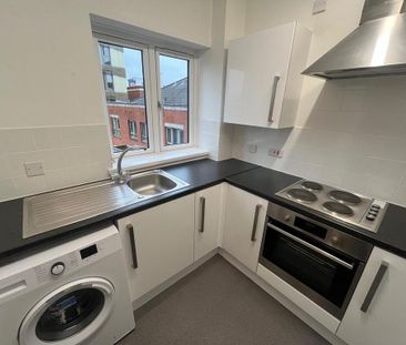 2 bedroom apartment to rent - Photo 5