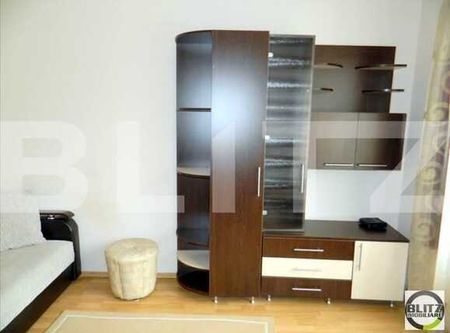 Garsoniera 40 mp, imobil nou, AC, zona strazii Viilor - Photo 2