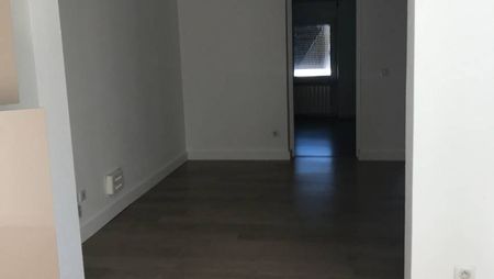 HOMBOURG HAUT JOLI F3 RENOVE DE 48 M² AVEC TERRASSE - Photo 4
