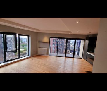 2 Bed Flat, London City Island, E14 - Photo 6