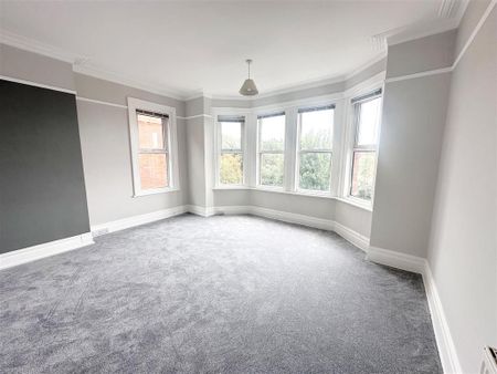 2 bedroom flat to rent - Photo 3