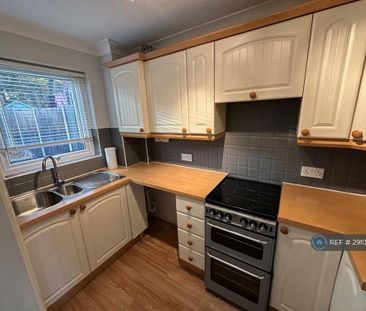 2 bedroom terraced house to rent - Photo 3
