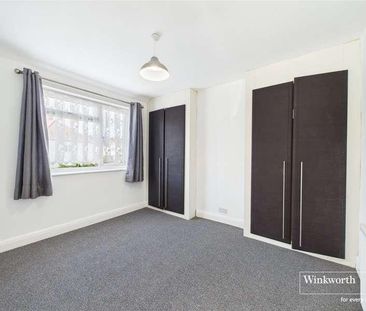 Boycroft Avenue, London, NW9 - Photo 2