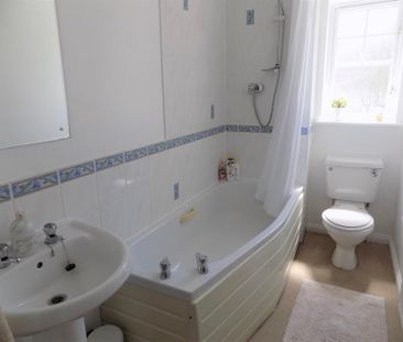 2 bedroom terraced house to rent - Photo 5