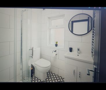 Room in a Shared House, Chiltern Rise, LU1 - Photo 5
