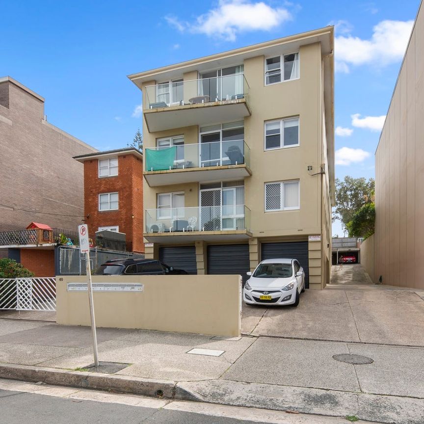 Beachside Apartment for Rent – Comfort & Convenience! - Photo 1